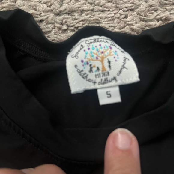 Sweet southern smocks Minnie tee - Picture 2 of 2